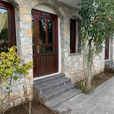 Alp Apart Otel *